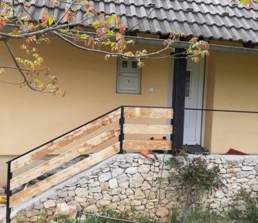 Poljanak Apartment | Zoran