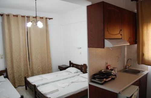 Agia Roumeli Apartment | Zorbas Studios