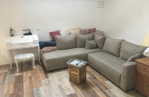 Frankenheim-Lindennaundorf Apartment | Zschampert Hof bei Leipzig Ruhige Ferienwohnung Bauernhof für 4-5 Personen
