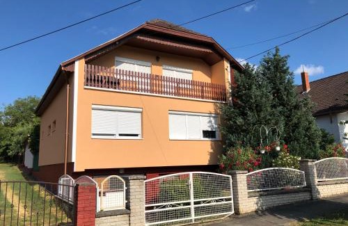 Zalakaros Apartment | Zsuzsi Apartman