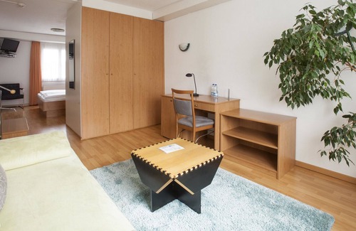 Daellikon Hotel | Zur Au Hotel