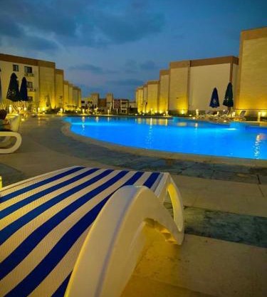 شاليه بمنتجع هلنان بورسعيد بورفؤاد عمارة 2 شقة Helnan Resid Portfoad Bld#2 Flat3