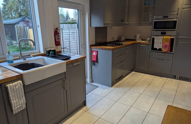 1-bed Home for 2, Parking, Garden & Great Location