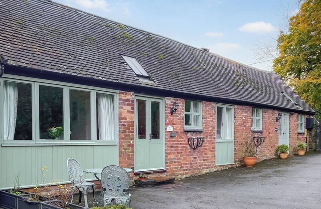 1 bedroom accommodation in Middle Mayfield, near Ashbourne