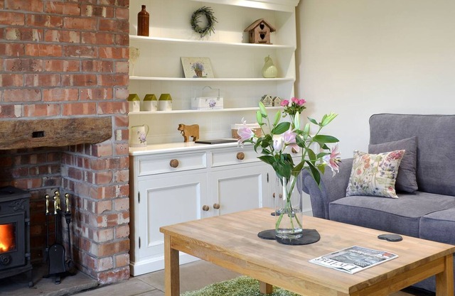 1 bedroom accommodation in Nawton, near Helmsley