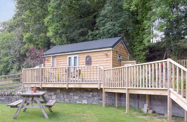 1 bedroom accommodation in Trefeglws
