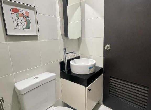 1 bedroom fully furnished condo unit