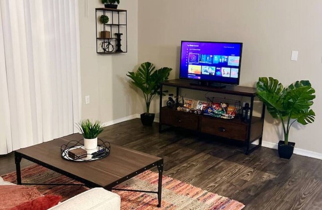 1 Bedroom Home Away From Home. Reserve Your Stay!
