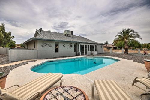 1 Mi to Golf Courses Sun City West Home with Grill