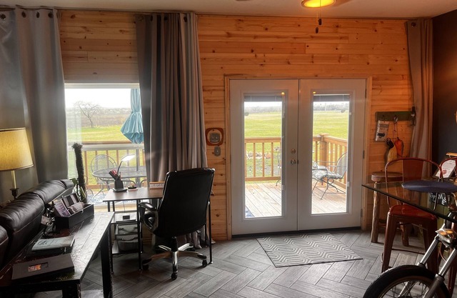 10 acres with NO CLEANING FEES and fresh chicken eggs with your stay!
