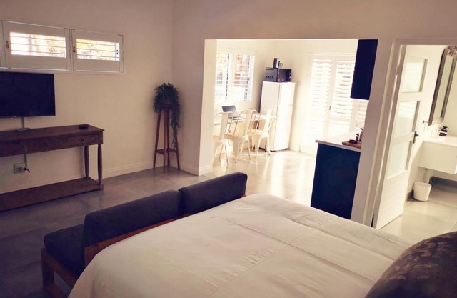 10 Jock Meiring Guesthouse unit 1