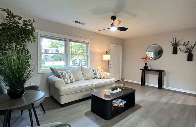 10 Min to Downtown | Smart TVs | Fast Wi-Fi