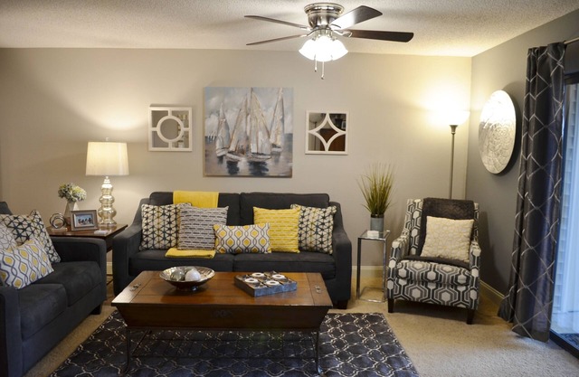 1000 Hills Luxury Condo in the Foothills! Indoor/Outdoor Pools, Hot Tub, & Sauna