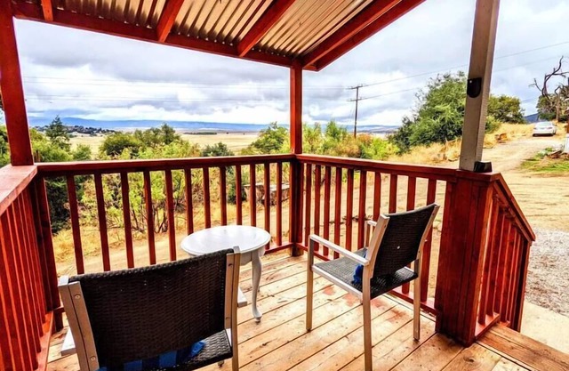 #11. The Luminous Lodge - Remodeled Cabin W/Valley Views