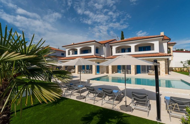120 m² Apartment ∙ 3 bedrooms ∙ 6 guests
