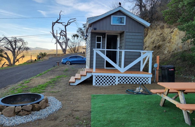 #13 - The Raven - Tiny Home - unique stay w/Incredible View
