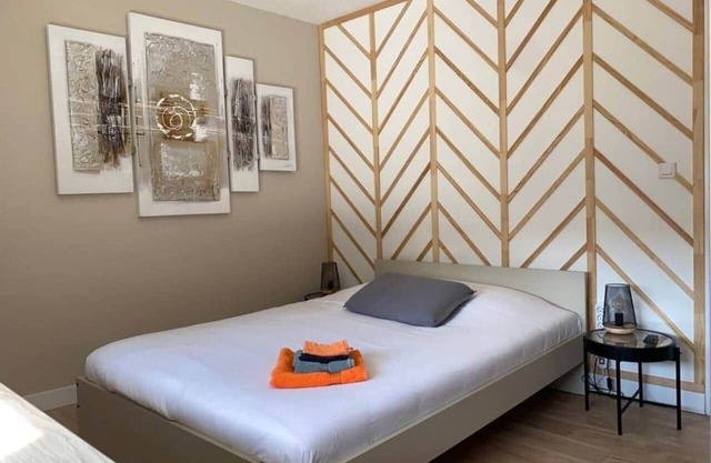 15. Le Cosy 120m² - 4ch' - 8 pers' - 6 TV - Streaming