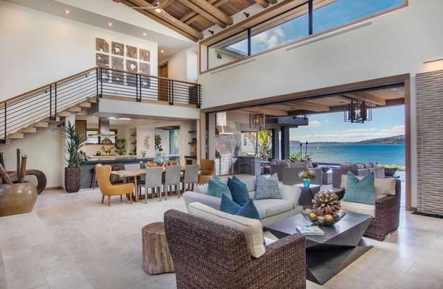 15% Off Summer Special! Luxury Oceanfront Estate: Ocean House 4BD