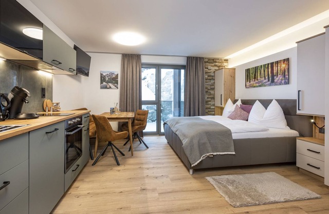 2 Bed Studio Comfort
