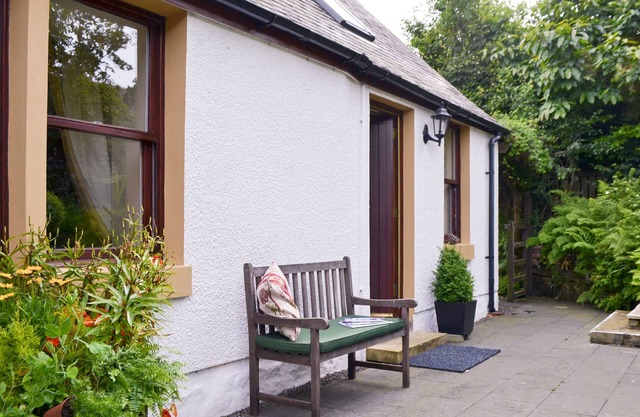 2 bedroom accommodation in Burnfoot near Gleneagles