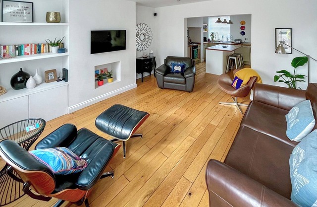 2 bedroom accommodation in Cullercoats, near Tynemouth