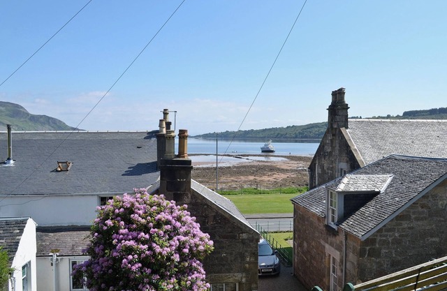 2 bedroom accommodation in Lamlash, Isle of Arran