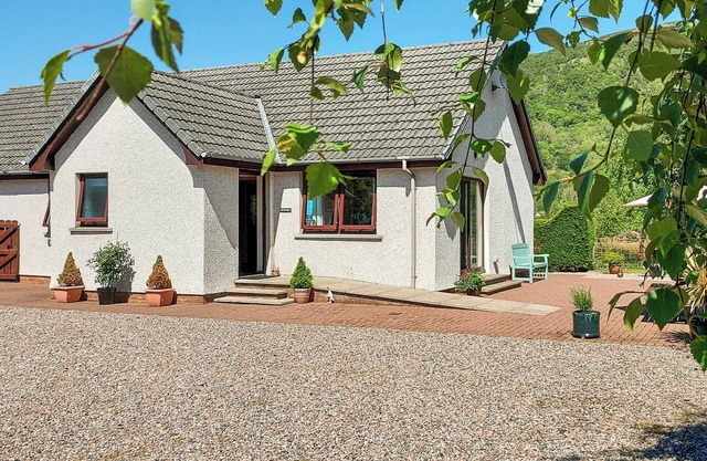 2 bedroom accommodation in North Ballachulish, near Glencoe