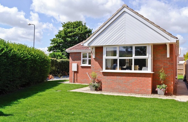 2 bedroom accommodation in Sutton-on-Sea, near Mablethorpe
