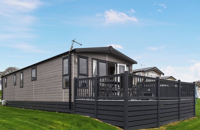 2 bedroom accommodation in St Austell