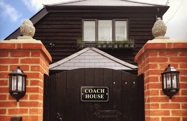 2 bedroom accommodation in Whitstable