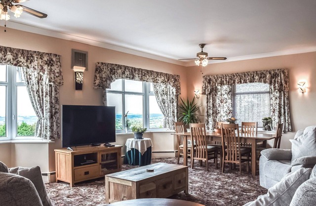 2 bedroom accommodation in Bettws, near Swansea