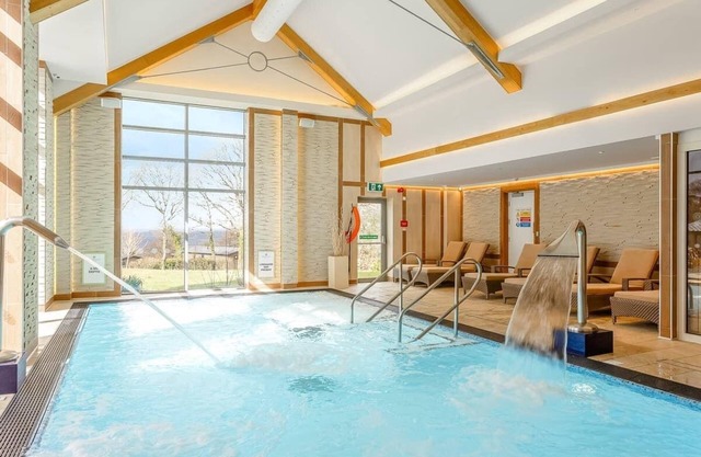2 bedroom accommodation in Axminster