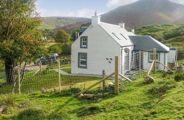 2 bedroom accommodation in Lochranza