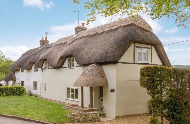 2 bedroom accommodation in Kilmeston, near Alresford