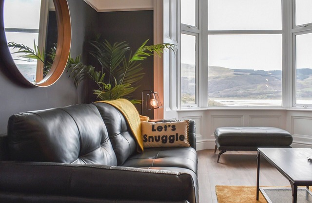 2 bedroom accommodation in Barmouth