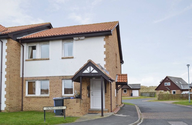 2 bedroom accommodation in Beadnell