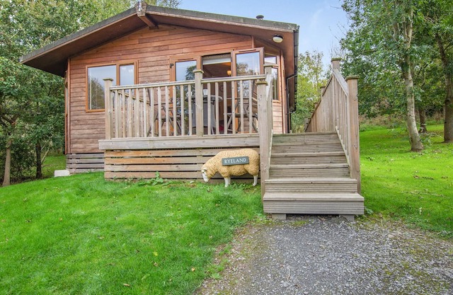 2 bedroom accommodation in Cartmel