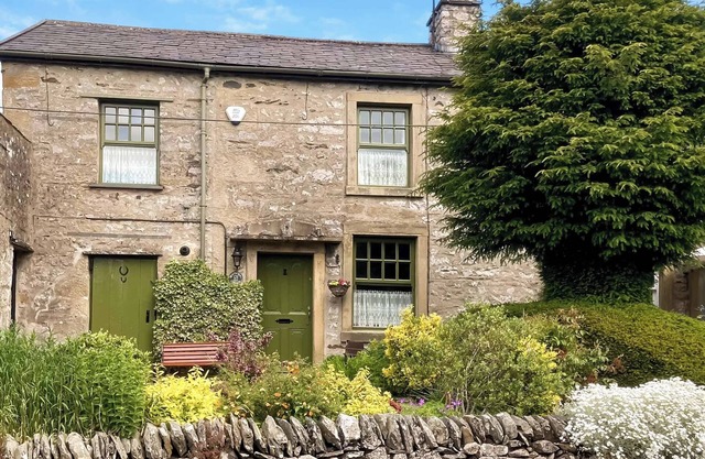 2 bedroom accommodation in Austwick, near Settle