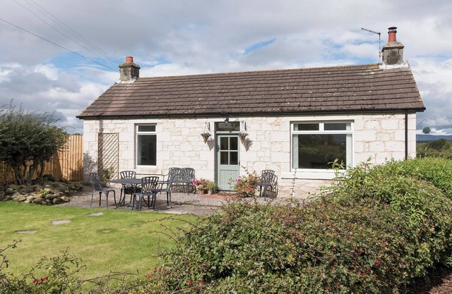 2 bedroom accommodation in Culross, near Dunfermline