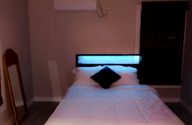 2-bedroom apartment in superb South Padre Island with AC