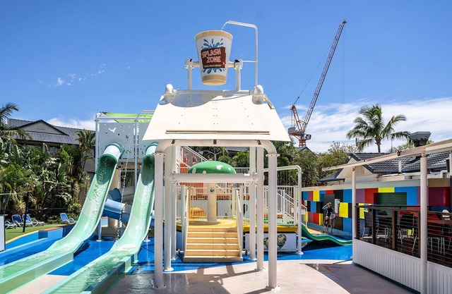 2 Bedroom Apt at the award winning family friendly resort at Mermaid Beach QLD.