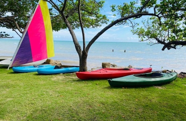 2 Bedroom Beach House at Bluefields Bay