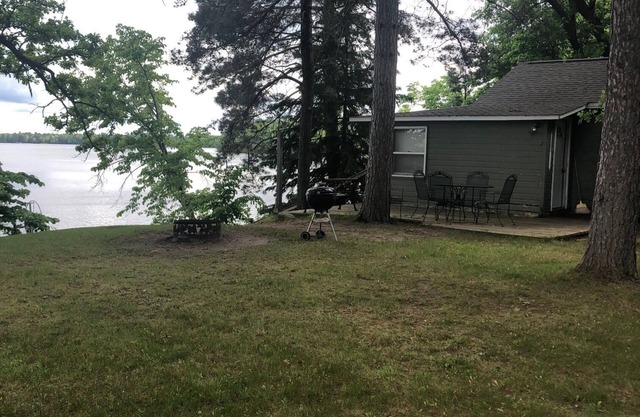 2-Bedroom Cabin w/Dock on Pristine Fishing Lake – Perfect Summer Getaway! n