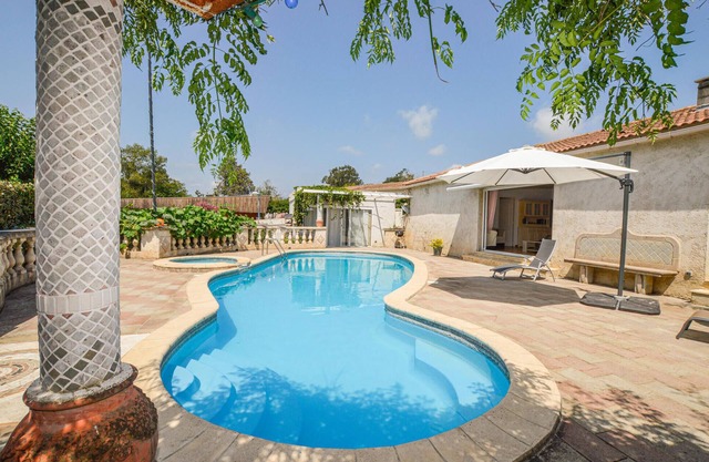 2 bedroom gorgeous home in Aleria
