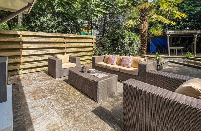 2 bedroom gorgeous home in Ommen