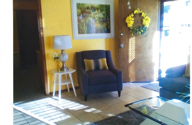 2 bedrooms 1 bathroom luxury apartment