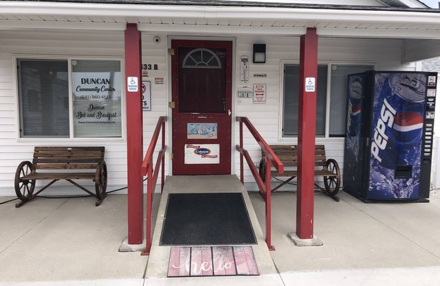 2 BR B&B Small Town Rural Setting Personal Fun Arcade