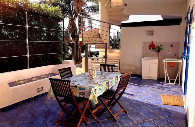 2-room apartment garden side with big terrace only 3 min from the beach