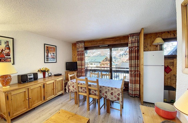 2 rooms - 5 beds - Resort center -Parking - Wifi