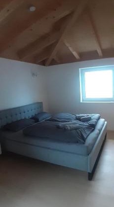 2-Zimmer Ferienwohnung für 4-6 Personen nahe München, Fürstenfeldbruck, Augsburg, Landsberg, Ammersee